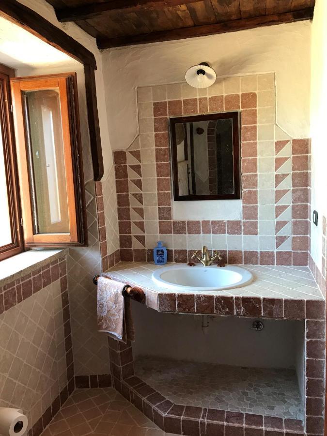 Li Casacci Bed & Breakfast Arzachena Exterior photo
